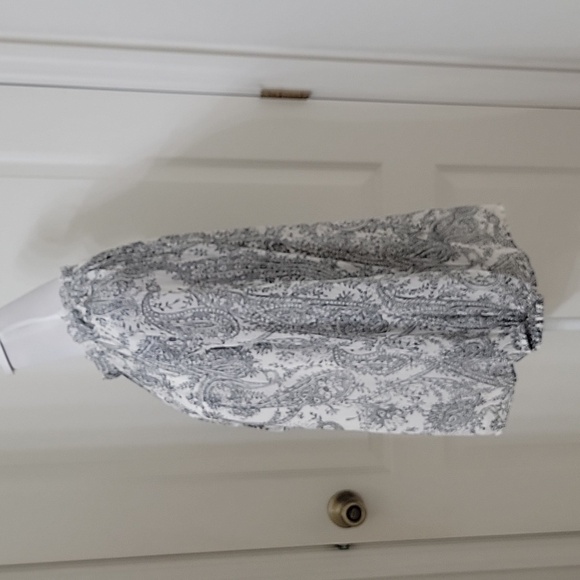 Talbots Size MP Tie Neck White with Black Paisley Blouse Exc. Used Cond. - Picture 5 of 14